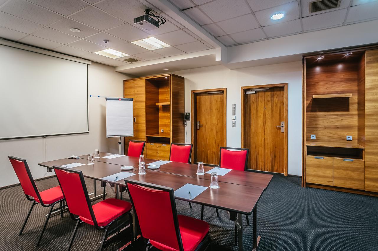 Desilva Warszawa Piaseczno Hotell Piaseczno  Exteriör bild